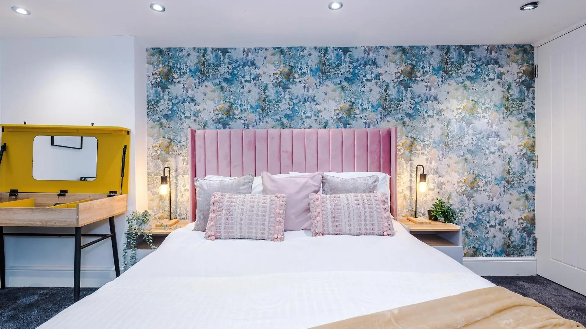 شقة Stylish Boutique Flat In Harrogate - Sleeps 16