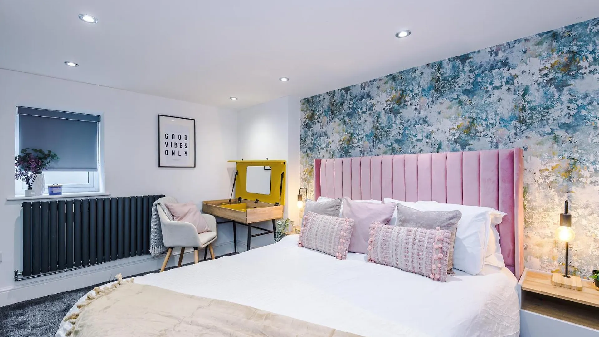 شقة Stylish Boutique Flat In Harrogate - Sleeps 16