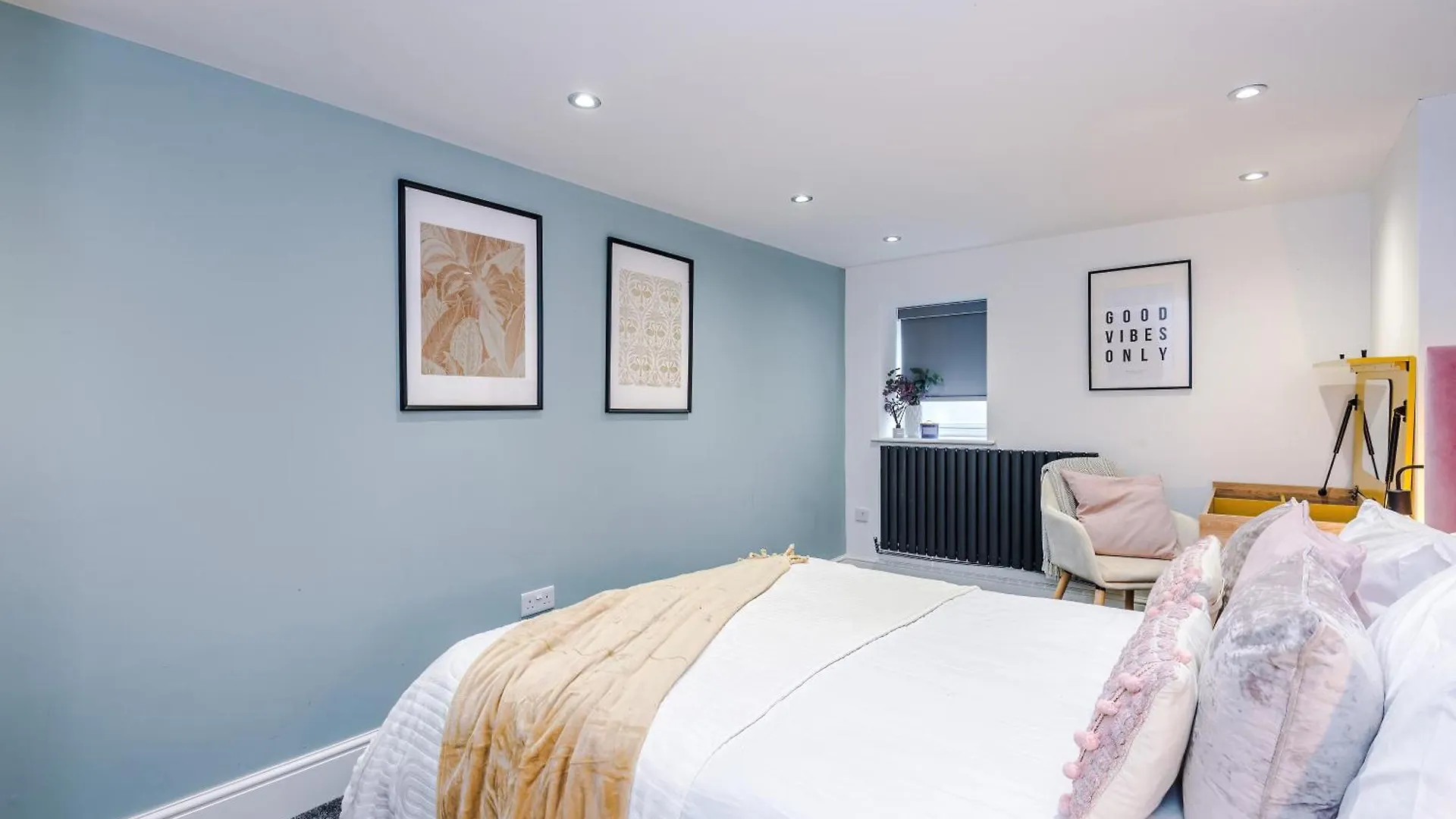 شقة Stylish Boutique Flat In Harrogate - Sleeps 16