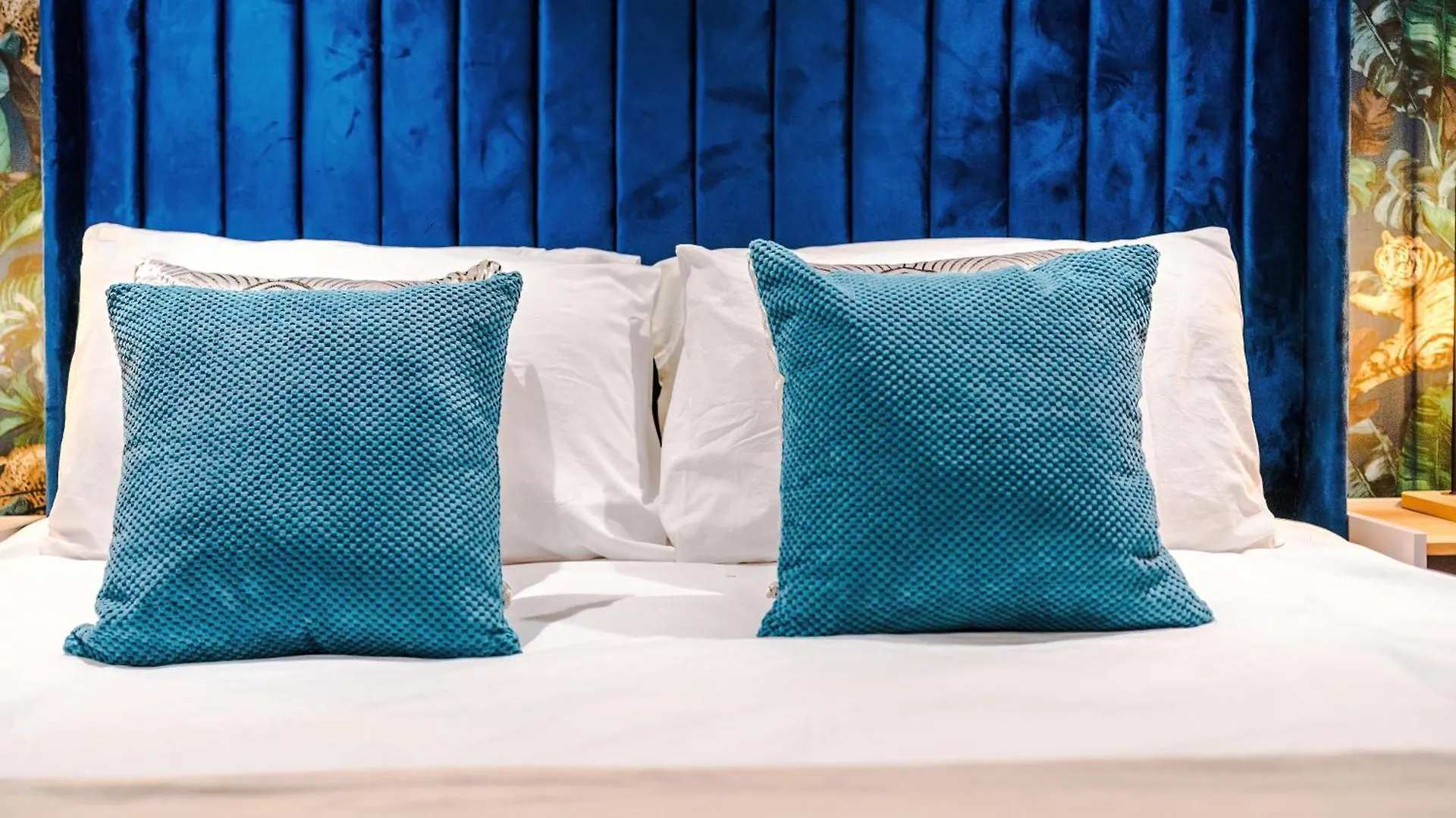 شقة Stylish Boutique Flat In Harrogate - Sleeps 16