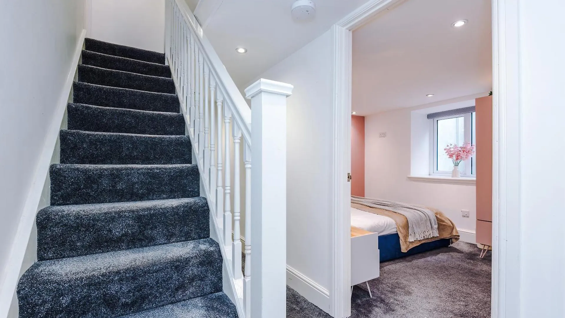 شقة Stylish Boutique Flat In Harrogate - Sleeps 16