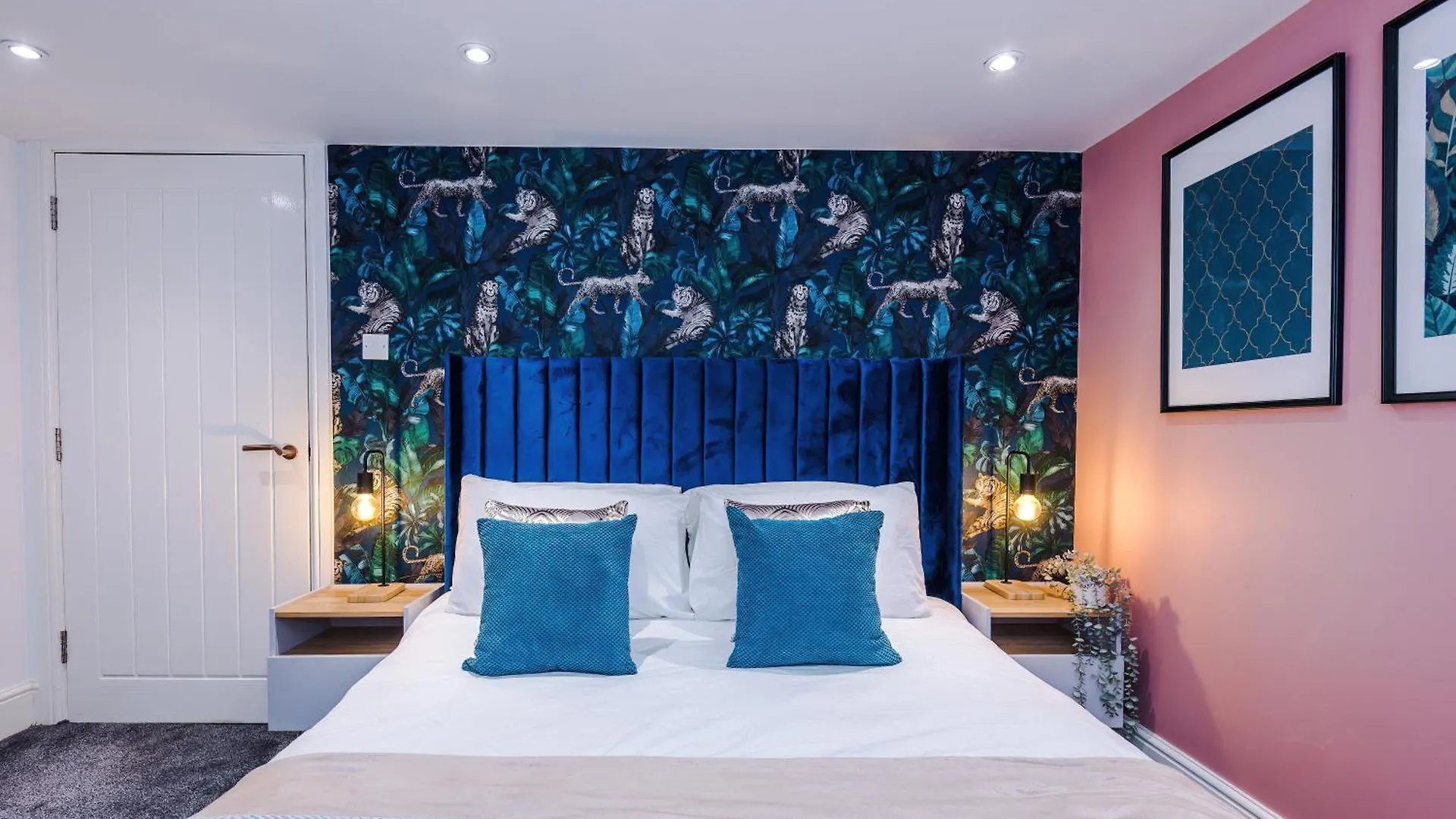 شقة Stylish Boutique Flat In Harrogate - Sleeps 16 المملكة المتحدة