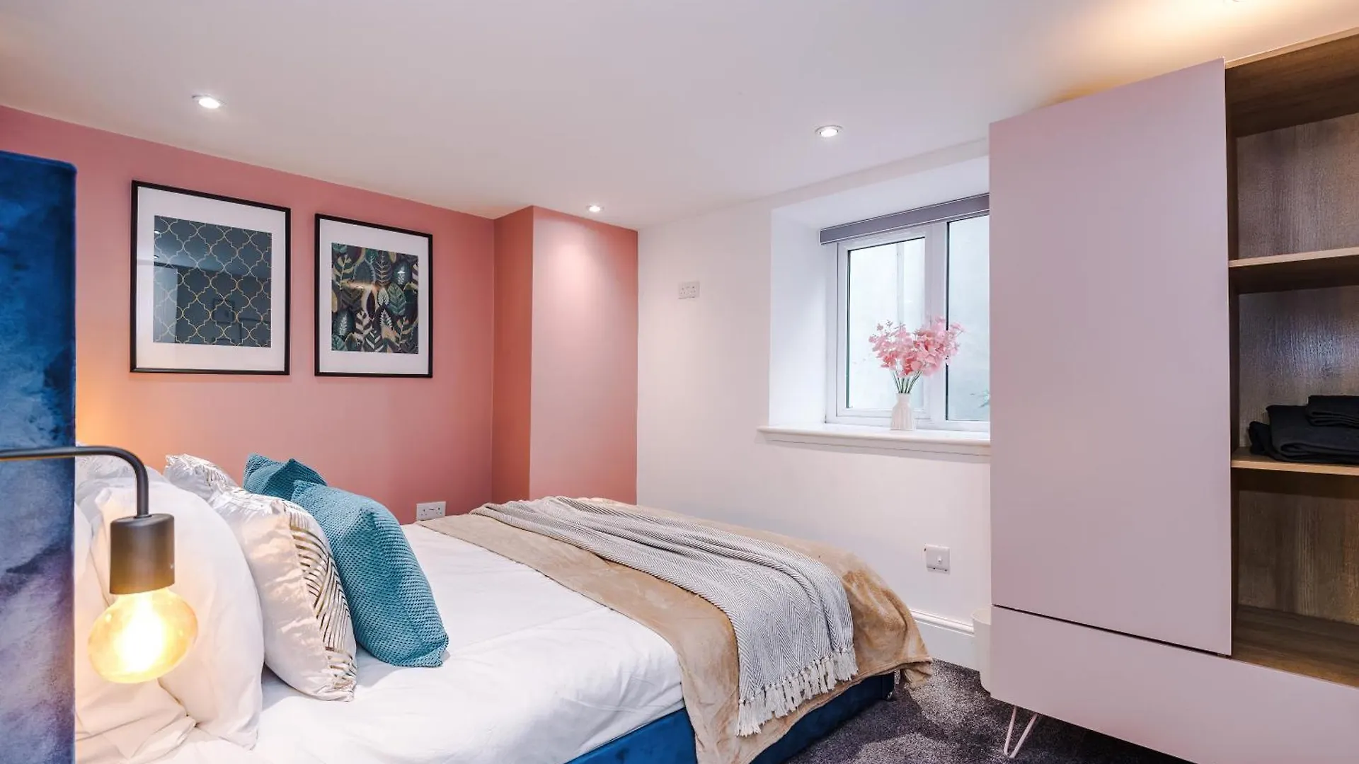 شقة Stylish Boutique Flat In Harrogate - Sleeps 16