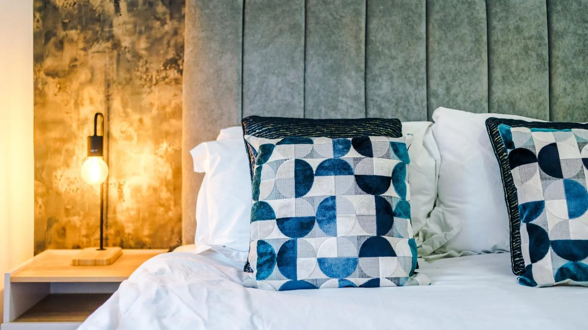 شقة Stylish Boutique Flat In Harrogate - Sleeps 16